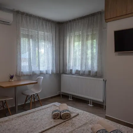 фолис